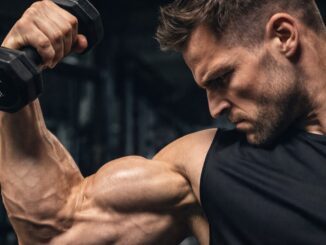 Vil du ha store armer? Slutt å trene feil – her er fasiten